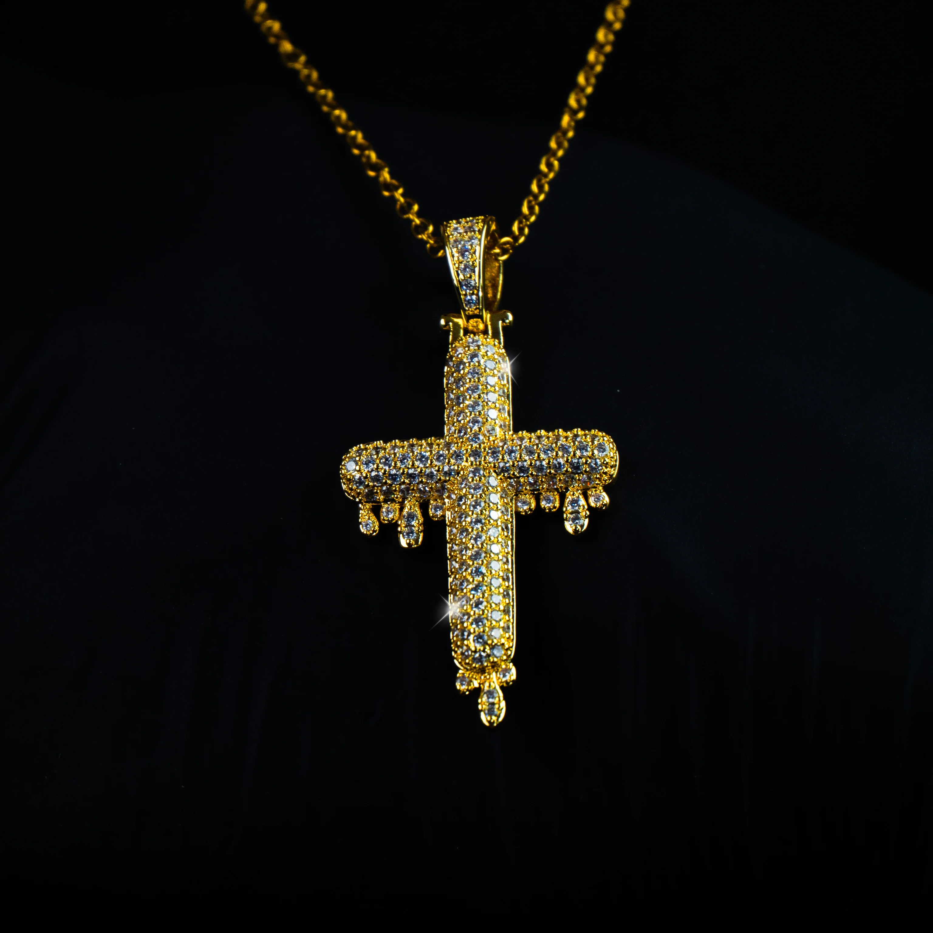 Colgante Cruz Drip Oro 18K - Image 4