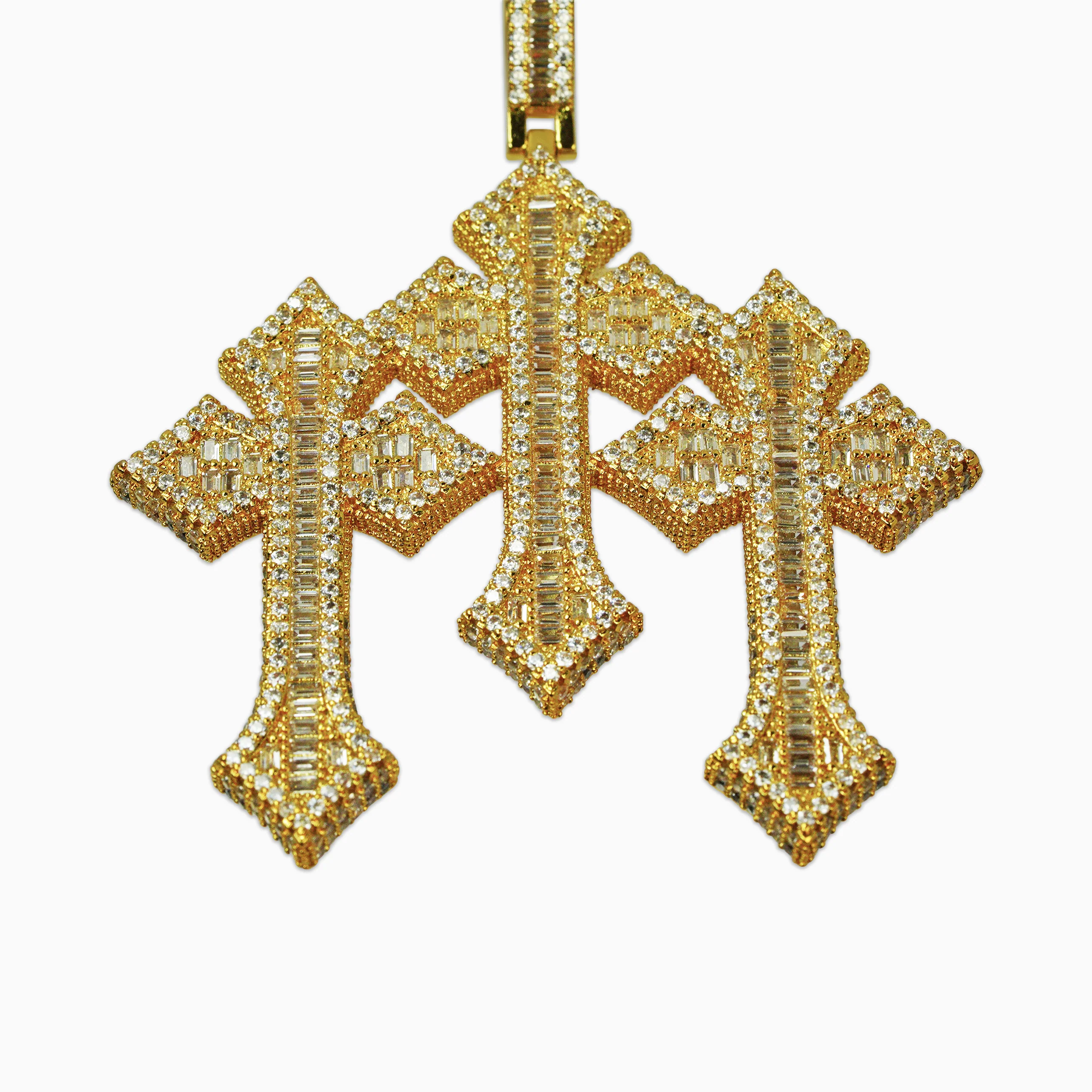 Colgante Cruz Triple Baguettes Oro 18K - Image 3
