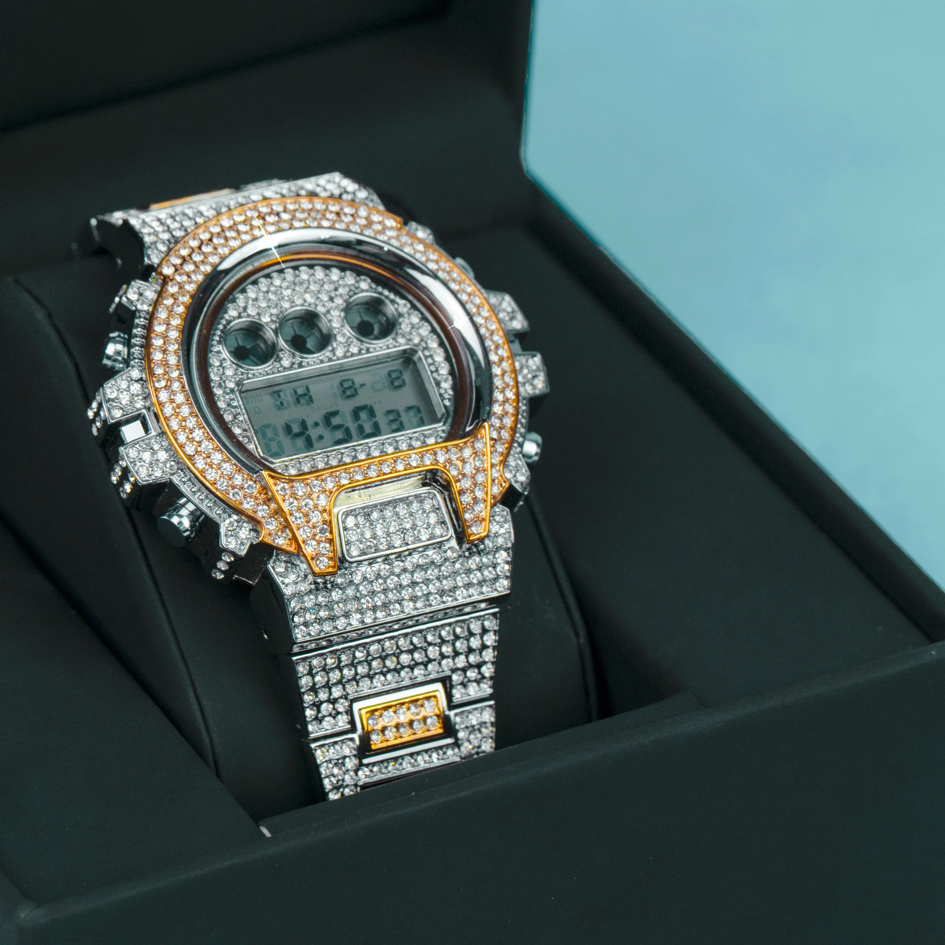 Reloj Two Tone Ice Digital Oro Blanco - Image 3